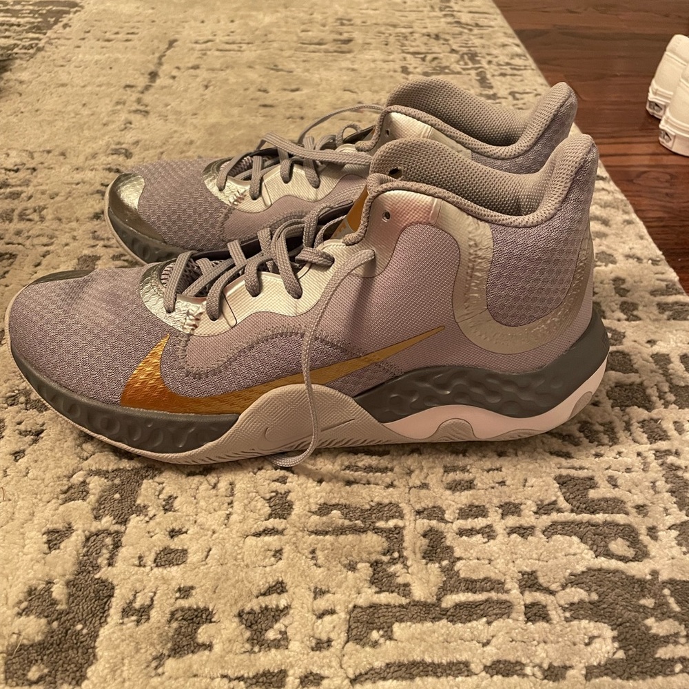 nike renew basketball shoes